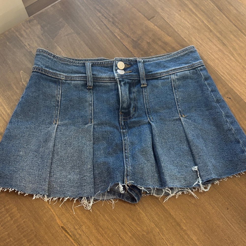 Gianni Bini Distressed Blue Jean Skirt